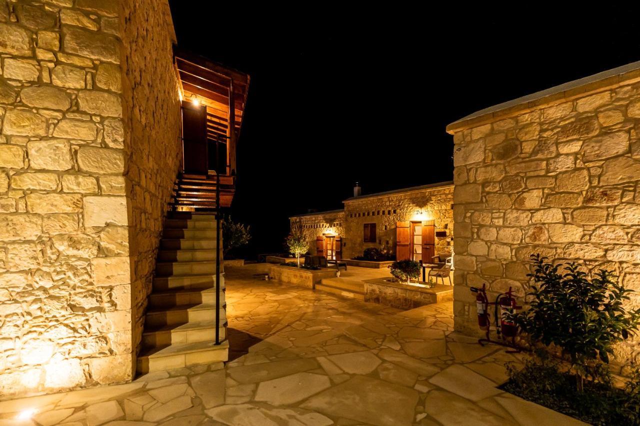 Harma Traditional Boutique Suites Пафос Екстериор снимка