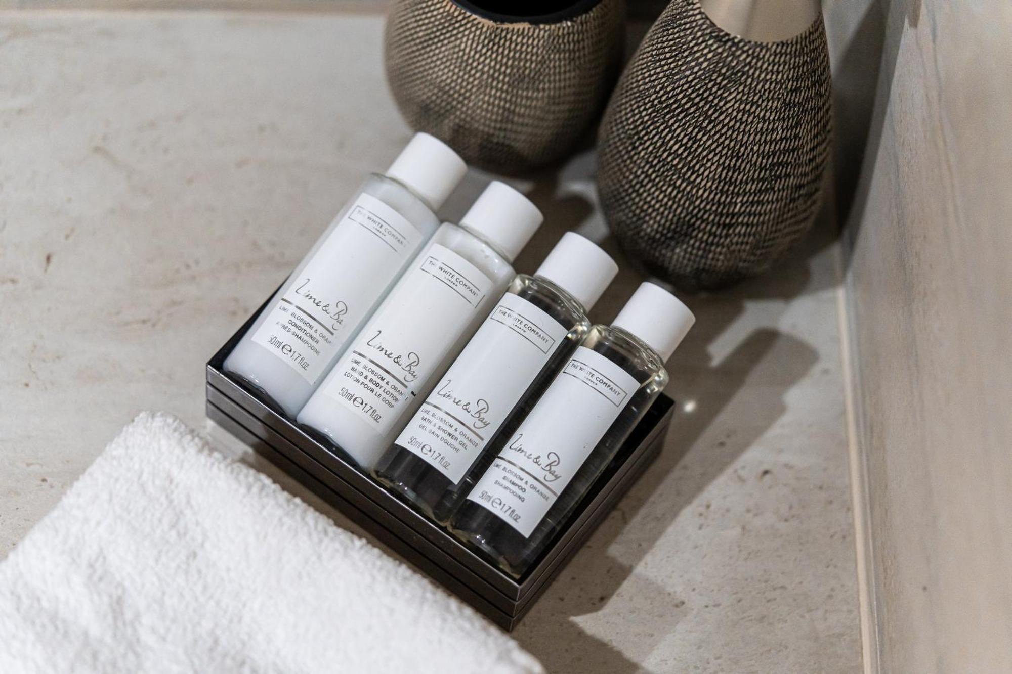 Harma Traditional Boutique Suites Пафос Стая снимка