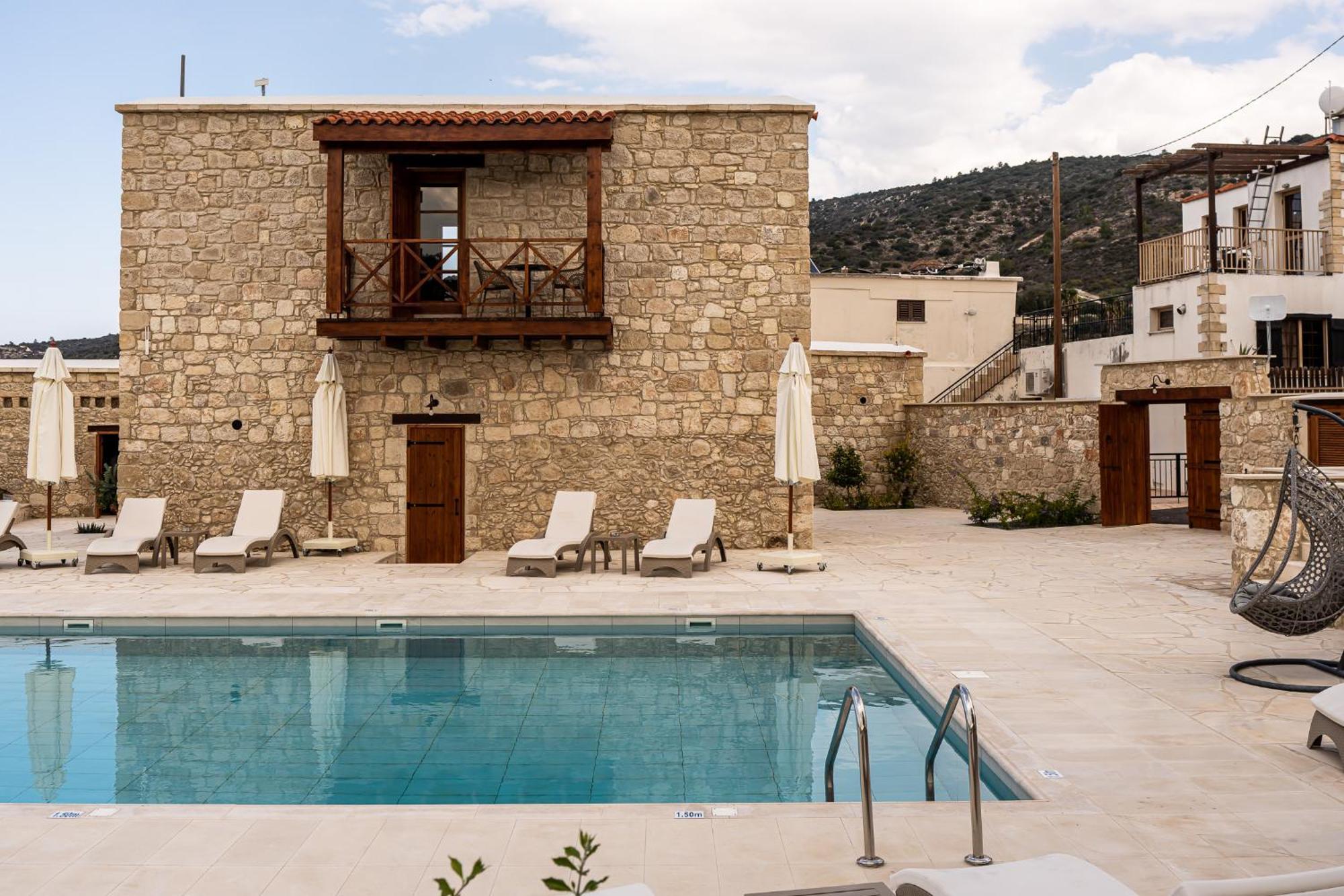Harma Traditional Boutique Suites Пафос Екстериор снимка