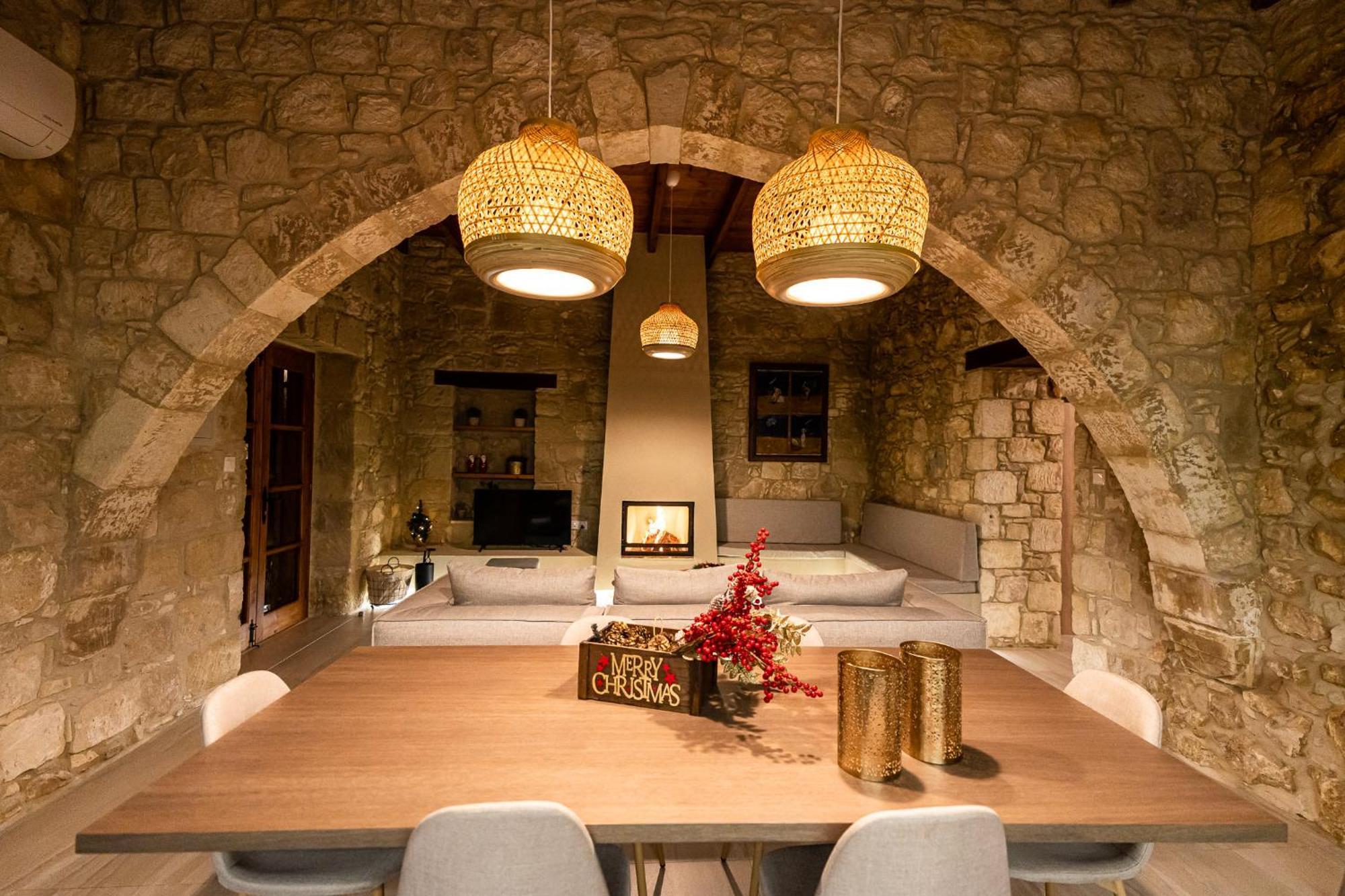 Harma Traditional Boutique Suites Пафос Екстериор снимка