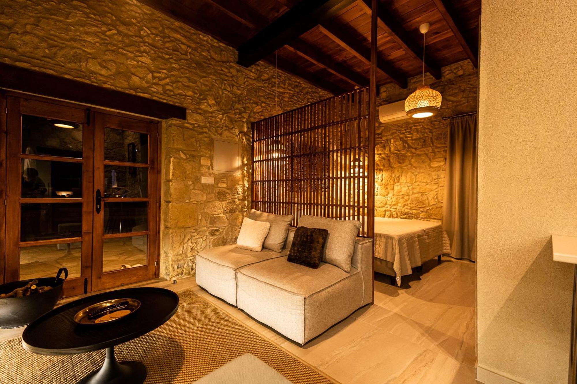Harma Traditional Boutique Suites Пафос Екстериор снимка